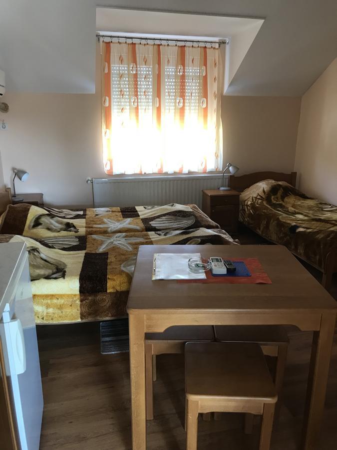 Vila De Lux Bela Crkva  Buitenkant foto